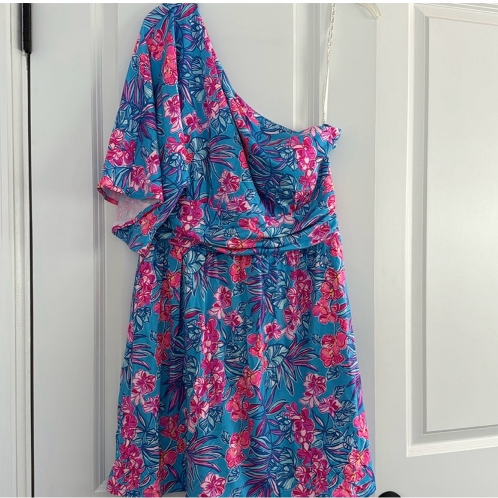 Lilly Pulitzer Nikki one shoulder romper. Orchid oasis. Size 10 NWOT - Picture 3 of 3